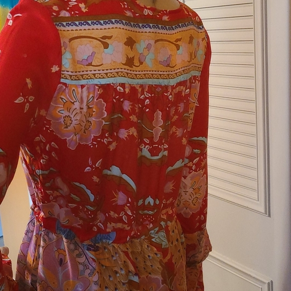 Everkaki Floral Dress - Picture 13 of 16